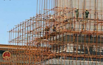 Mục đích của việc sử dụng giàn giáo bao che bao che - cầu nối